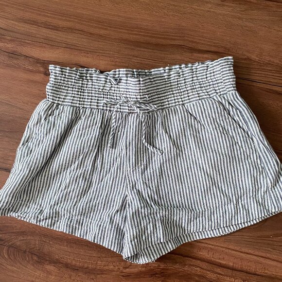 Striped Linen Shorts - Picture 1 of 2
